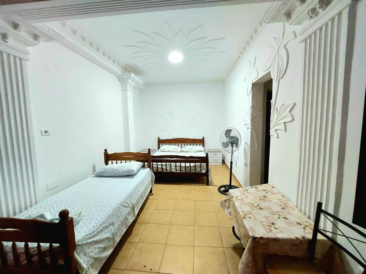 Villa Kasa Durrës 外观 照片