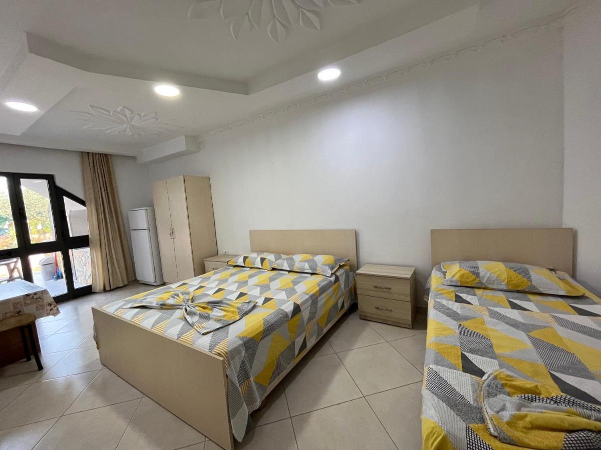 Villa Kasa Durrës 外观 照片
