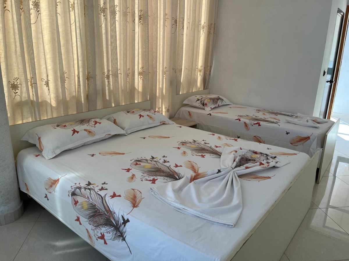Villa Kasa Durrës 外观 照片
