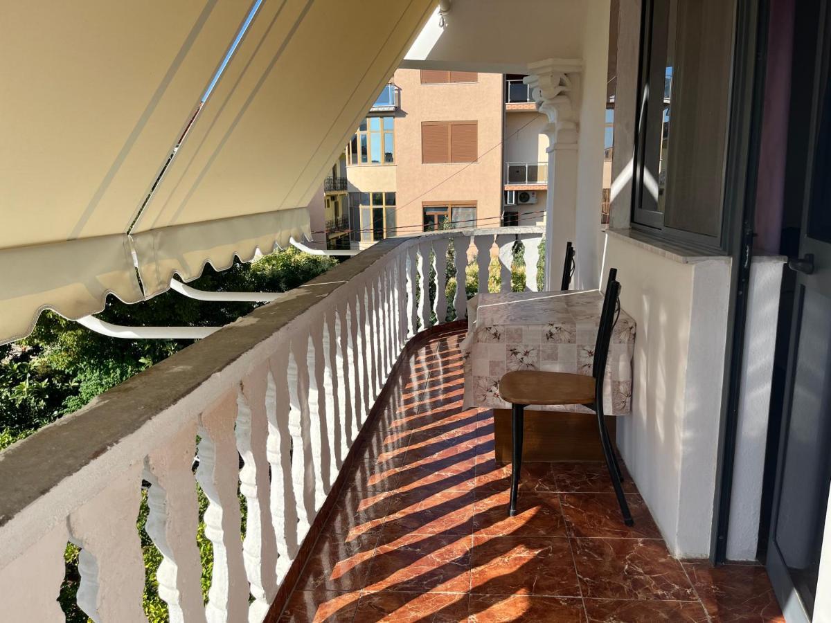 Villa Kasa Durrës 外观 照片