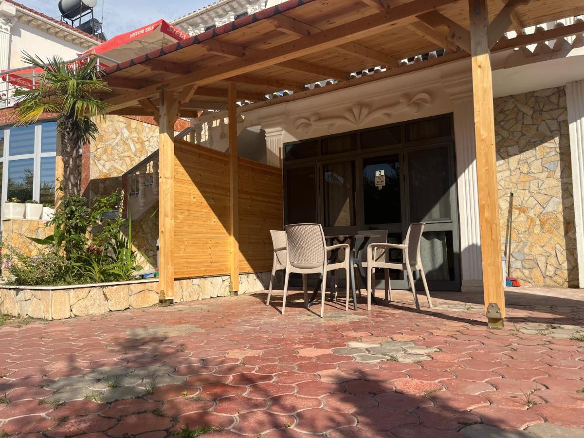 Villa Kasa Durrës 外观 照片