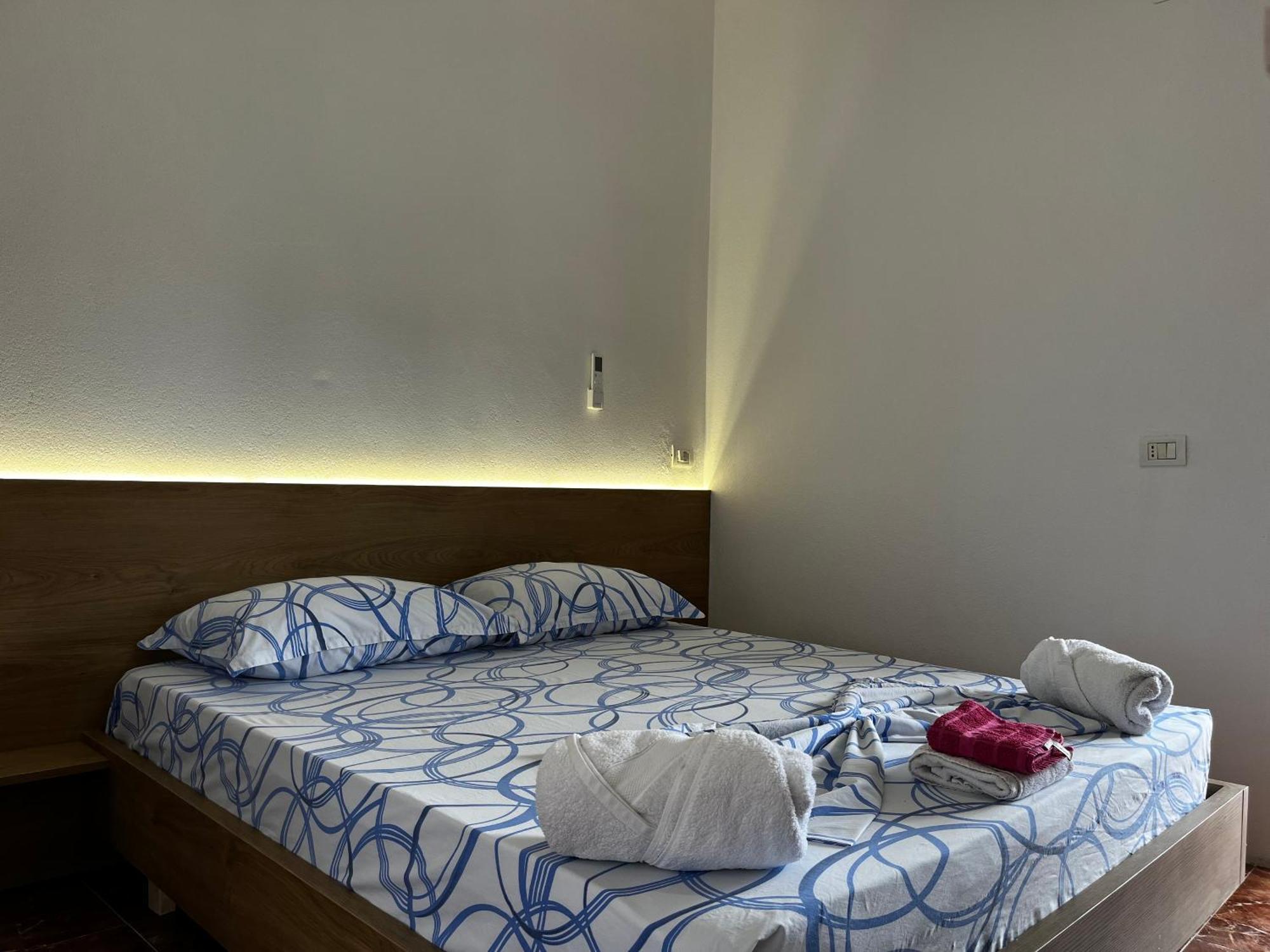 Villa Kasa Durrës 外观 照片