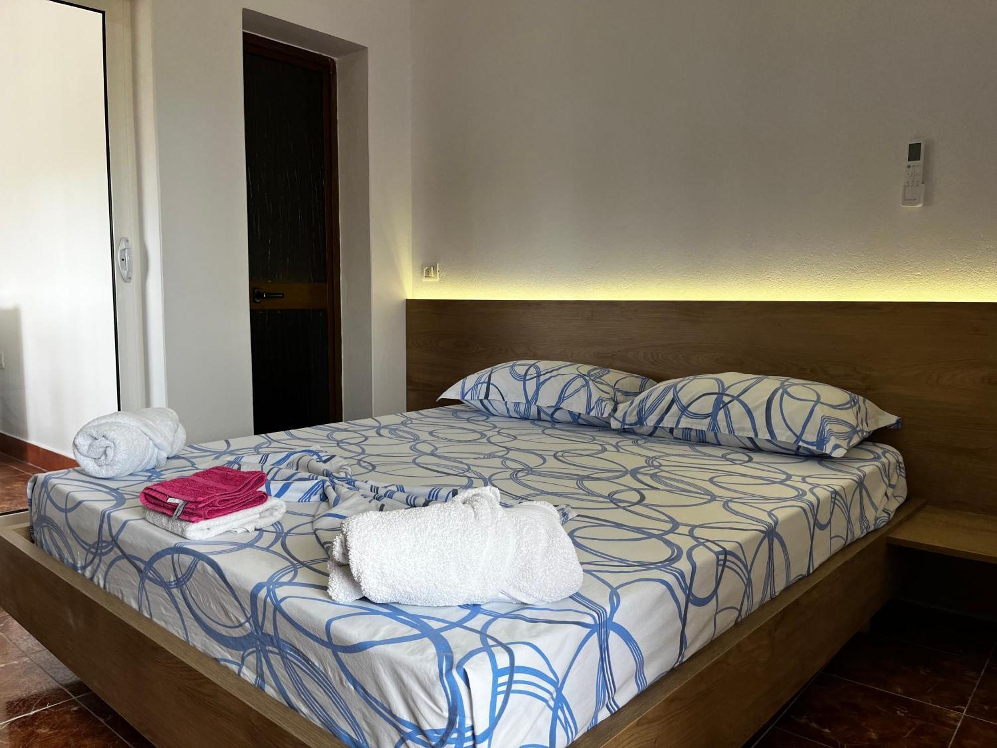 Villa Kasa Durrës 外观 照片