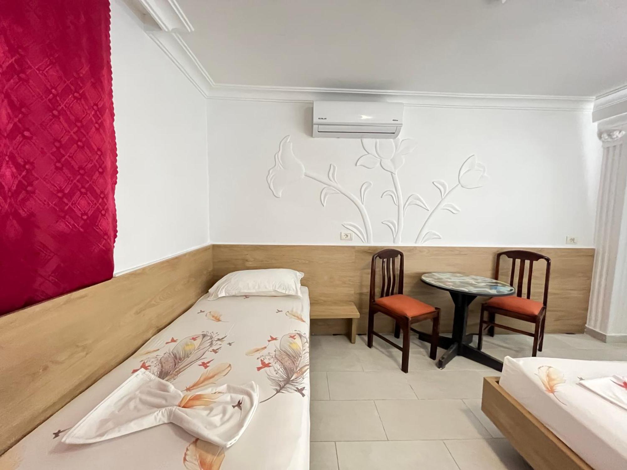 Villa Kasa Durrës 外观 照片